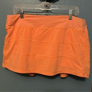 Lululemon tennis skirt rare size 14.  Good used condition.